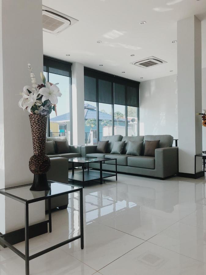 T-Nee Hotel@Udon 우돈타니 외부 사진
